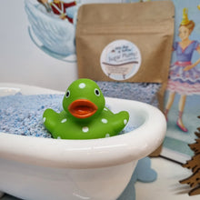 Load image into Gallery viewer, Sugar Plums Fizzing Fairy Bath Dust - Little Shop of Lathers - handmade bath treat - Christmas gift ideas
