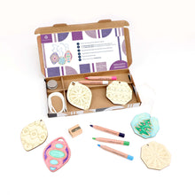 Load image into Gallery viewer, Paint Your Own Christmas Decorations Craft Kit - Cotton Twist - Activities for Kids
