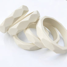 Load image into Gallery viewer, Teething Bangle - Cream - Mama Knows