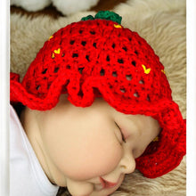Load image into Gallery viewer, Crochet Baby Strawberry Hat - The Leopard PomPom - Baby gift - 0-3 Month