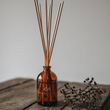 Load image into Gallery viewer, Reed Diffuser - Cottage Garden Apothecary Reed Diffuser - Embers & Roots