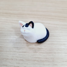 Load image into Gallery viewer, Loaf Cat - Polymer Clay - Cat Keepsake Decoration - Pins and Noodles