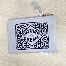 Load image into Gallery viewer, Zip Purse - Biscuit - Custard Cream / Bourbon - Organic cotton - various colours - 44 Ideas