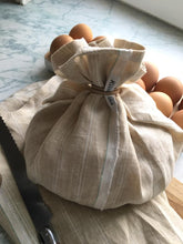Load image into Gallery viewer, Linen Bread Storage bags - Reusable bread bags- Kitschina - Eco friendly gift ideas