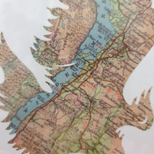 Load image into Gallery viewer, Vintage Map silhouette cards - Yorkshire and Leeds - Studio Seven