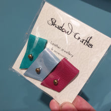 Load image into Gallery viewer, Leather Cable Tidy/Cable Clips - Set of 3 - Shadow Craft