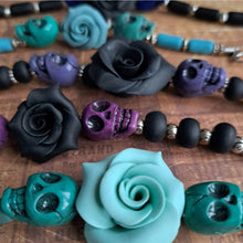 Load image into Gallery viewer, Rose and Skulls bracelet - Gothic style bracelet - Pins and Noodles