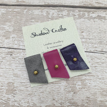 Load image into Gallery viewer, Leather Cable Tidy/Cable Clips - Set of 3 - Shadow Craft