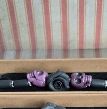 Load image into Gallery viewer, Rose and Skulls bracelet - Gothic style bracelet - Pins and Noodles