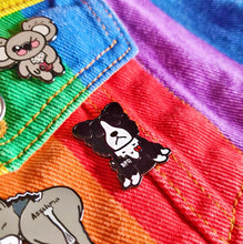 Load image into Gallery viewer, BPD enamel pin - borderline personality disorder - mental health badge - Invisible Illness Club - Innabox