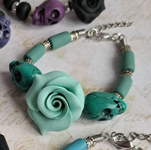 Load image into Gallery viewer, Rose and Skulls bracelet - Gothic style bracelet - Pins and Noodles