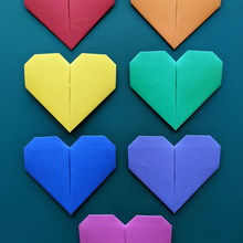 Load image into Gallery viewer, Rainbow Origami Heart Garland - Paper decorations - Origami Blooms