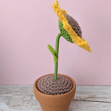 Load image into Gallery viewer, Crochet amigurami Sunflower in pot - CuddlingaCactus