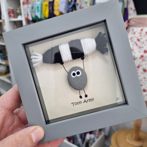 Newcastle United Pebble Art Frame - Toon Army - Pebbled19 - Football Fans