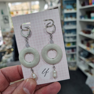 Pearl Dangle Earrings - Polymer Clay Earrings - Laura Fernandez Designs
