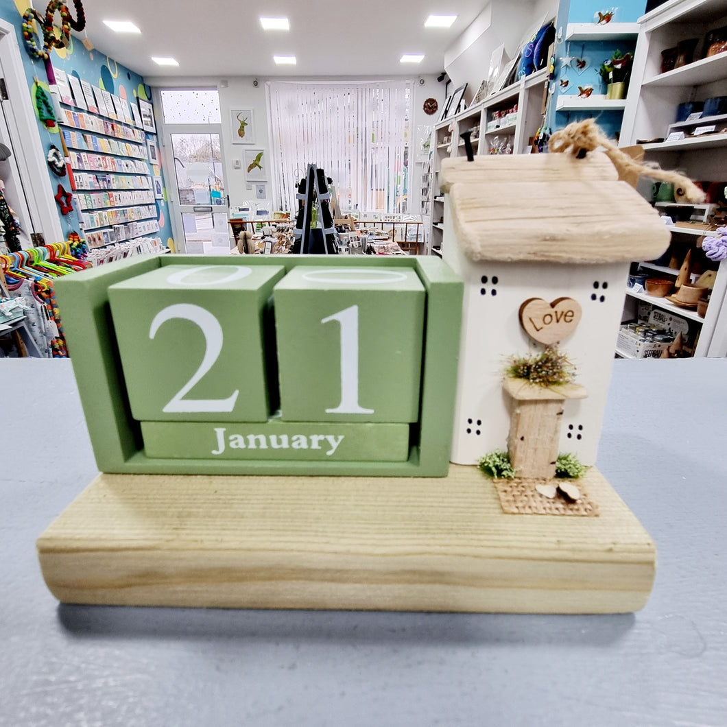 Perpetual Calendar with Wooden Cottage - Three colours to choose - Tina's Lovely Creations