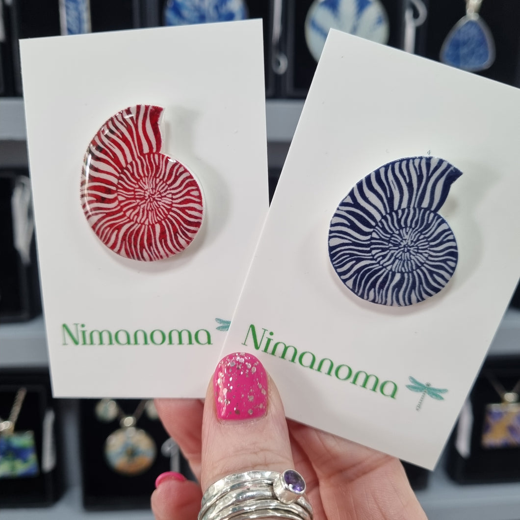 Pin Badge - Shell - Nimanoma