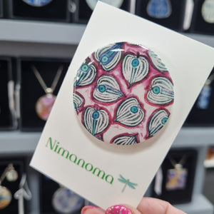 Pin Badge - Honesty - Nimanoma