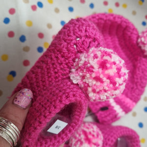 Crochet Beanie Bobble Hat and Booties Set - The Leopard PomPom - Baby gift - 3-6 Month