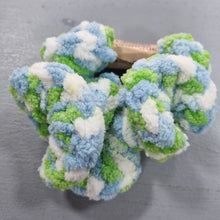 Load image into Gallery viewer, Chunky Scrunchie - Crochet Hair accessory - Best Efforts
