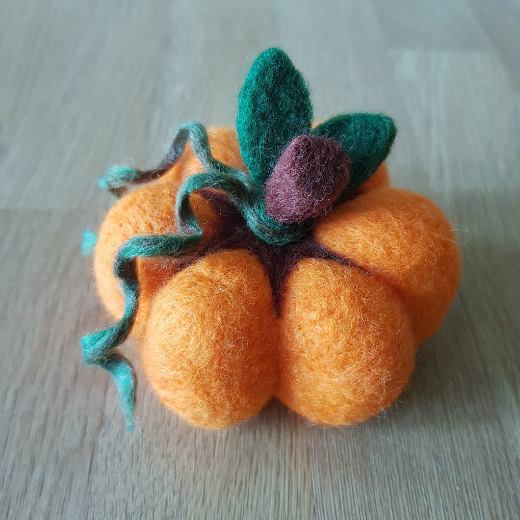 Felt Pumpkin - Halloween Decoration - Useless Buttons