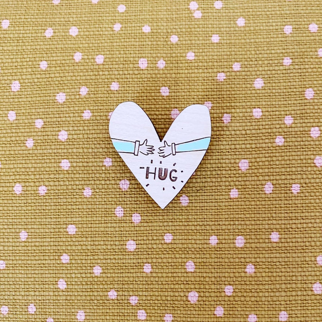 Hug Heart Wooden Pin Badge - Squirrelbandit