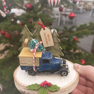 Vintage Kelloggs Van - Christmas Decoration - Fred & Bo