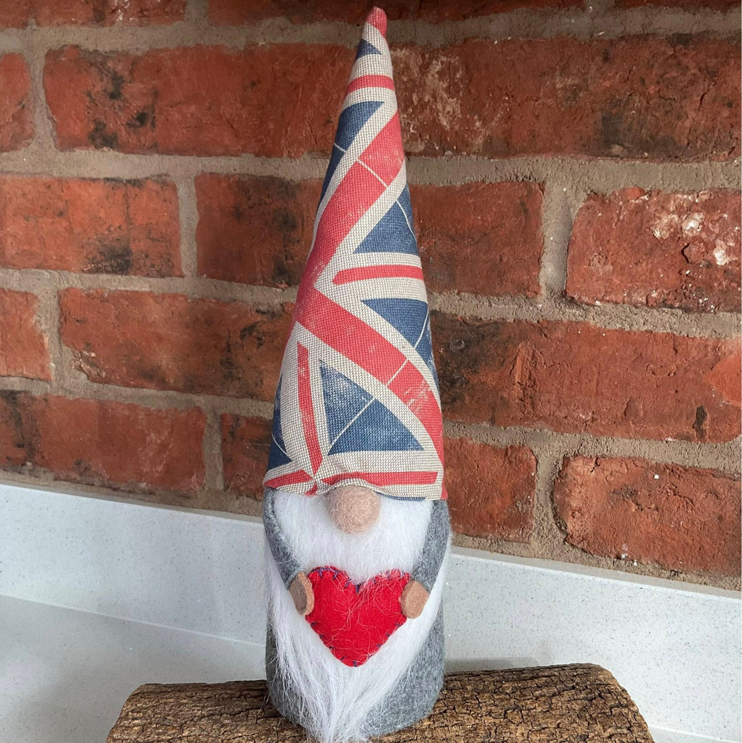 Union Jack Gnome - Quirky Threads Art