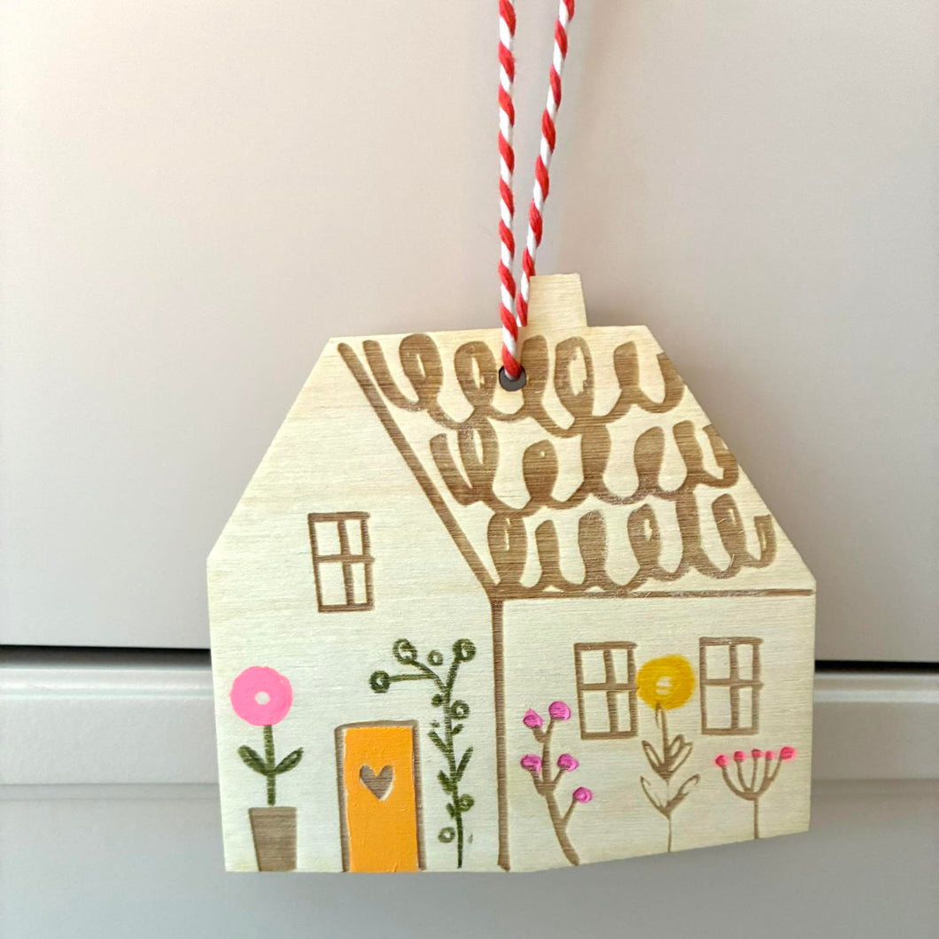 House - Hanging Decoration - Squirrelbandit