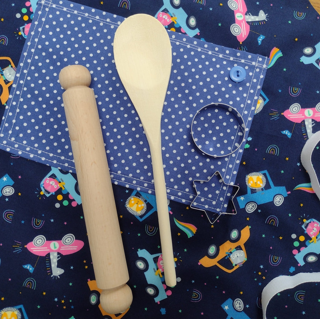 Childrens Baking Set - Kids Pinny - Cars and Animals - Made by Marianne Gifts