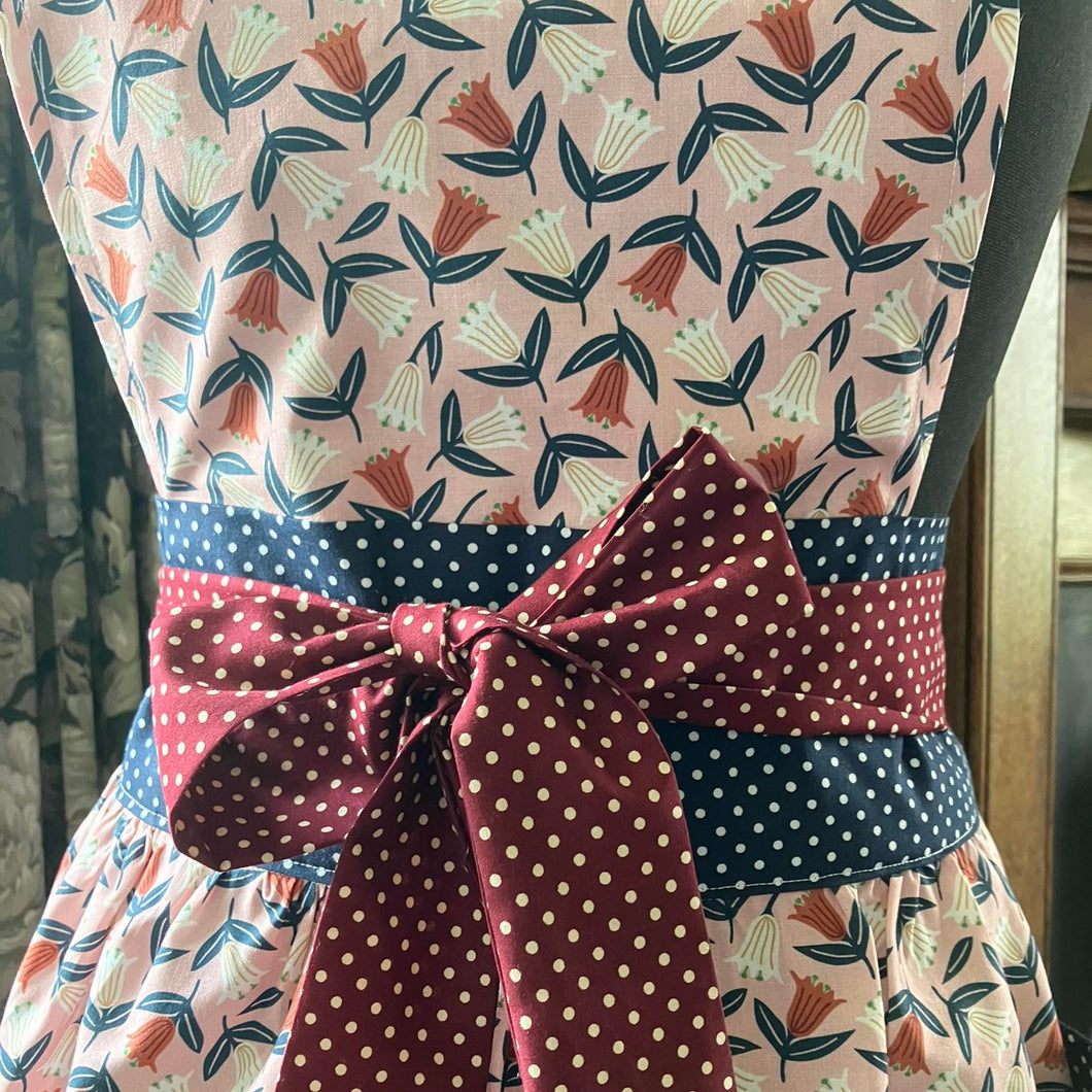 Apron - Floral - Kitsch-ina - Retro style pinny