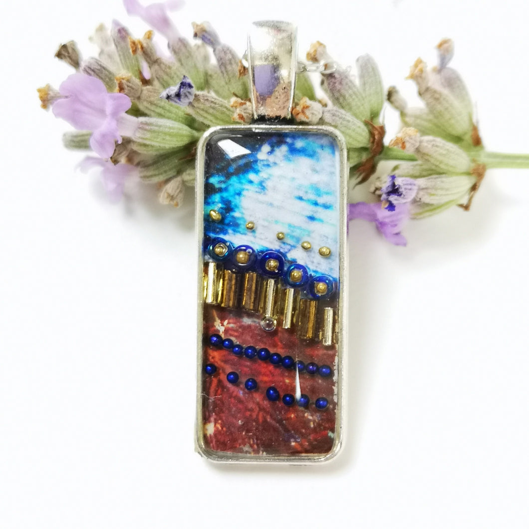 Short Thin Pendant - Lowland - Resin Beaded Jewellery - Nimanoma