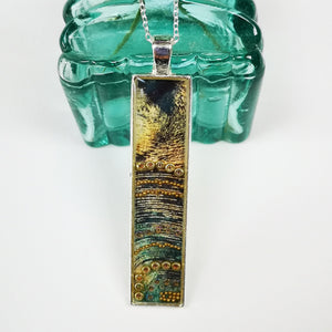 Long Thin Pendant - Shimmer - Resin Beaded Jewellery - Nimanoma