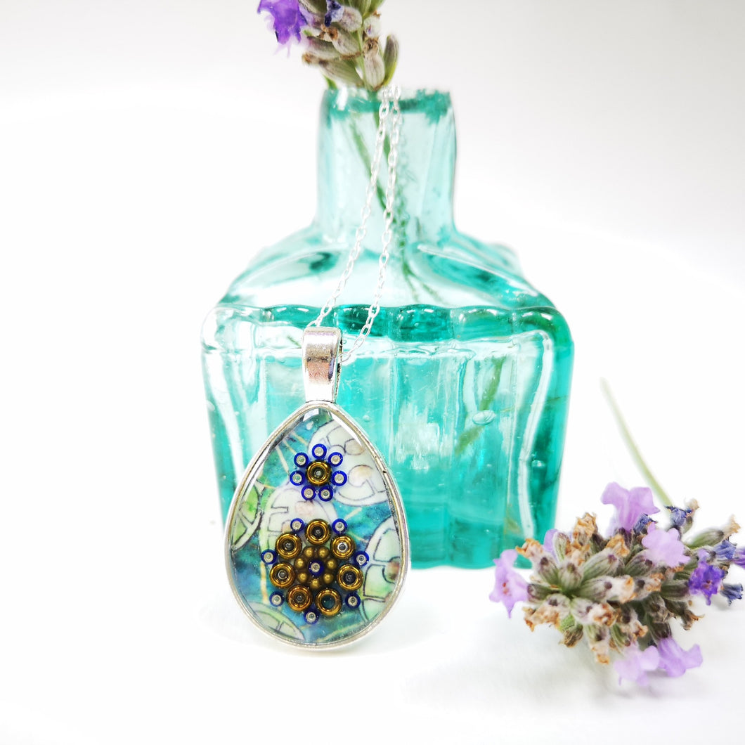 Teardrop Pendant - Honest - Resin Beaded Jewellery - Nimanoma