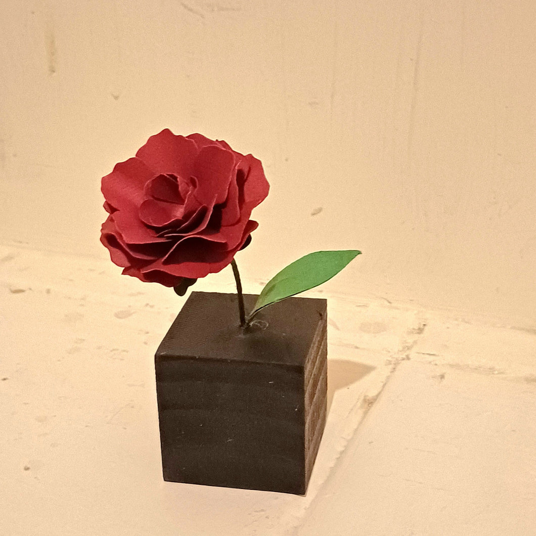 Paper Flower Arrangement - Red Rose - Wooden Flower Block - Hand crafted Paper Flowers - Flowers by Laurzy
