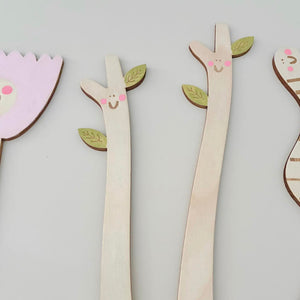 Handpainted Wooden Bookmark - Bookworm / Twig / Flower - Squirrelbandit