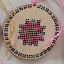 Load image into Gallery viewer, DIY Embroidery Kit- Set Of 3 Tree Decorations - Fred &amp; Bo
