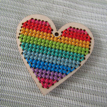 Load image into Gallery viewer, DIY Embroidery Kit- Rainbow Keyring - Fred &amp; Bo - Yorkshire Gifts
