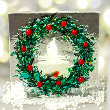 Load image into Gallery viewer, Christmas Wreath With Robin - Glass Tea Light holder - Fused Glass - Twice Fired
