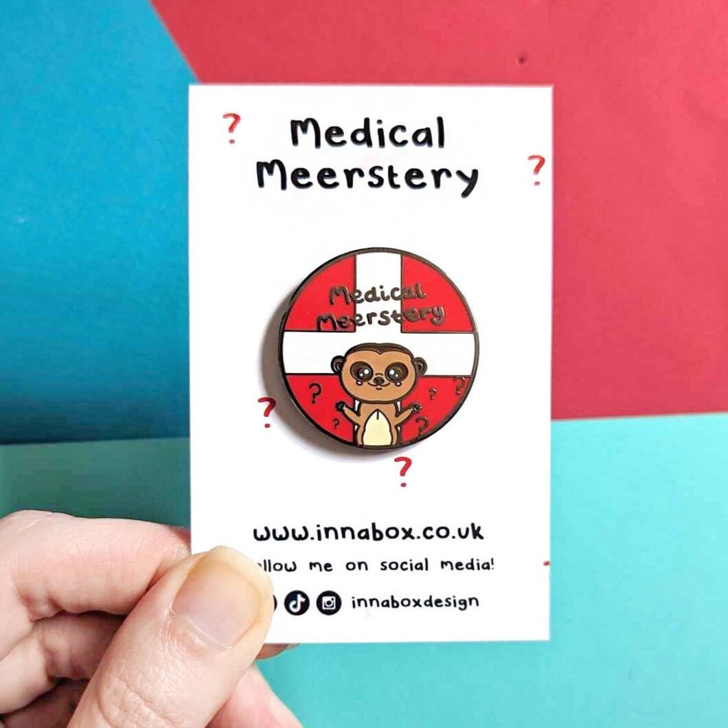 Medial Meerstery Enamel Pin - Invisible Illness Club - Innabox - Meerkat