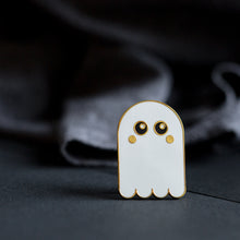Load image into Gallery viewer, Enamel Pin - Retro Ghost - Munchquin
