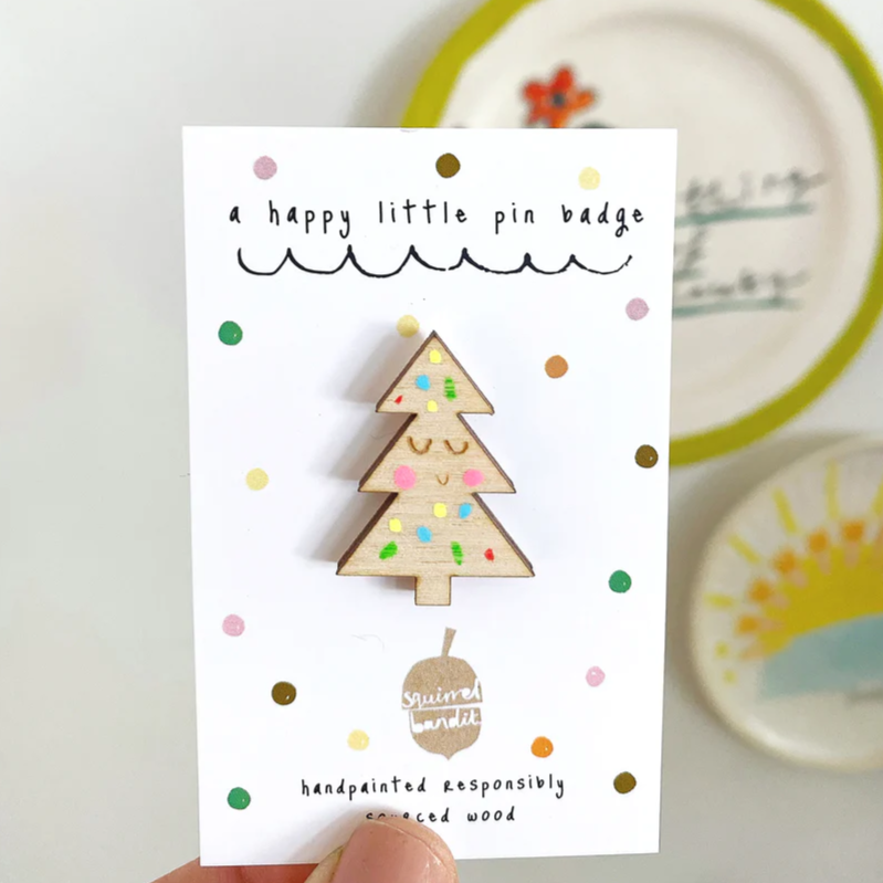 Happy little Christmas Tree Wooden Pin - Squirrelbandit