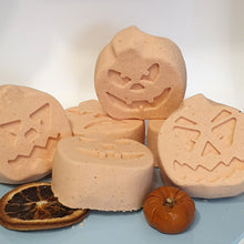 Load image into Gallery viewer, Pumpkin Pals Bath Bomb - Halloween Pumpkin - Little Shop of Lathers
