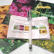Load image into Gallery viewer, Flower/Floral themed notecard pack - Paperweight Products - set of 6 notelets
