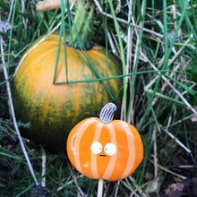 Load image into Gallery viewer, Pumpkin Plant Pal - Polymer Clay decoration - Lotte Howe Designs
