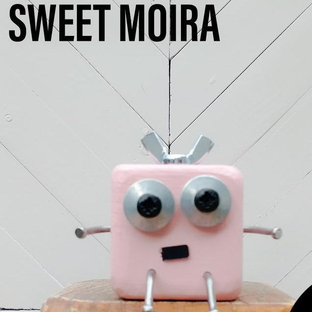 Scraplet - Small - Sweet Moira - Wood robot figure