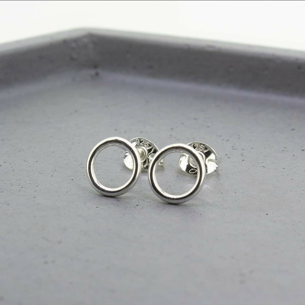Open Circle Stud Earrings - Sterling Silver - Maxwell Harrison Jewellery