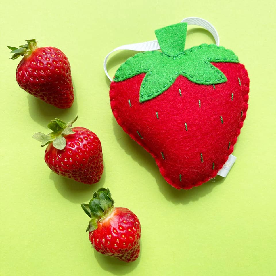Strawberry Felt Decoration - Giddy Designs